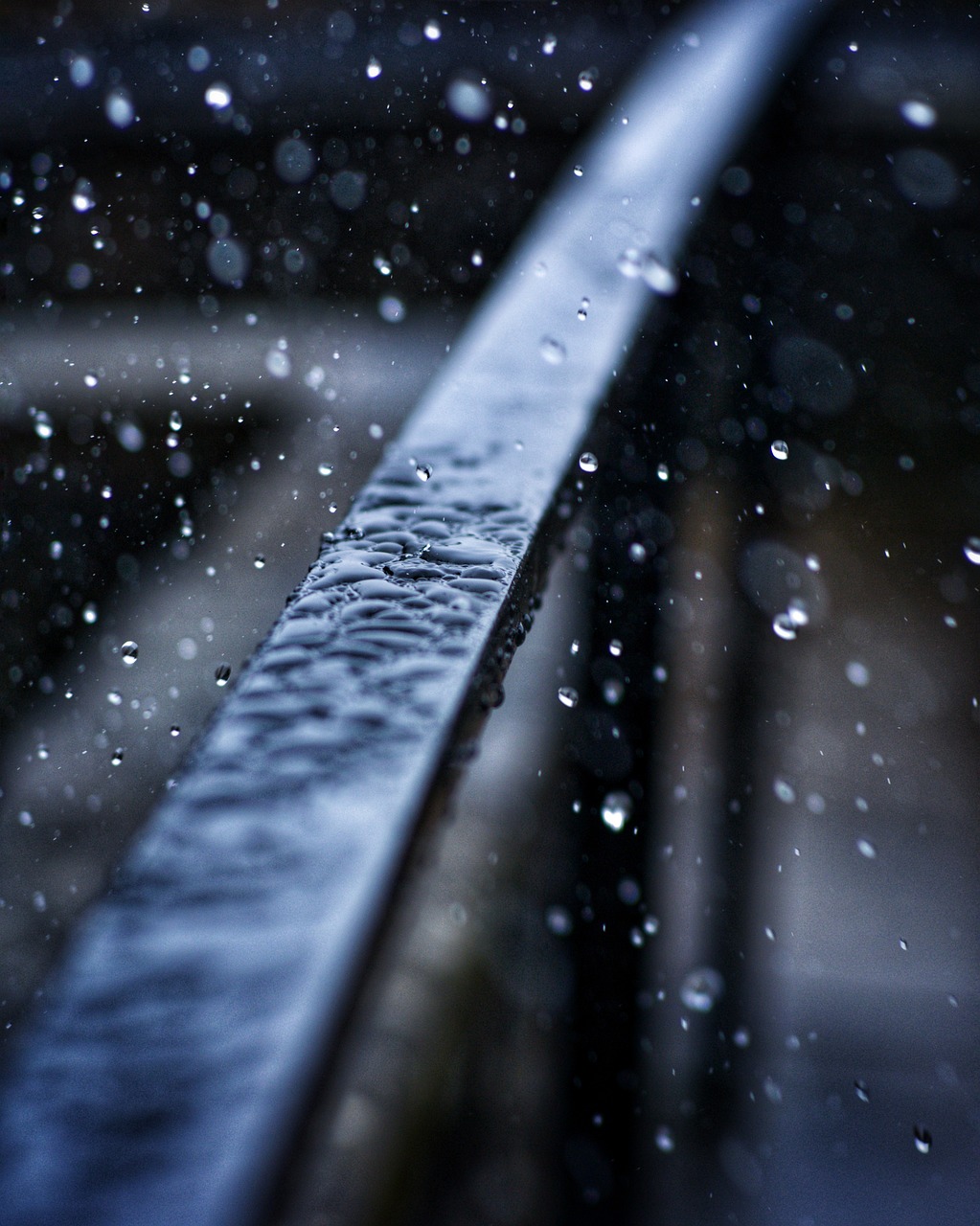 railing, rain, wet-5312344.jpg